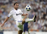 开云下载-您提到的尼克斯和老鹰更常出现在NBA赛场。不过，若要将它们完美融入欧冠足球的语境，需要一些巧思。这里为您构思了一篇结合了足球激情与关键词独特寓意的文章