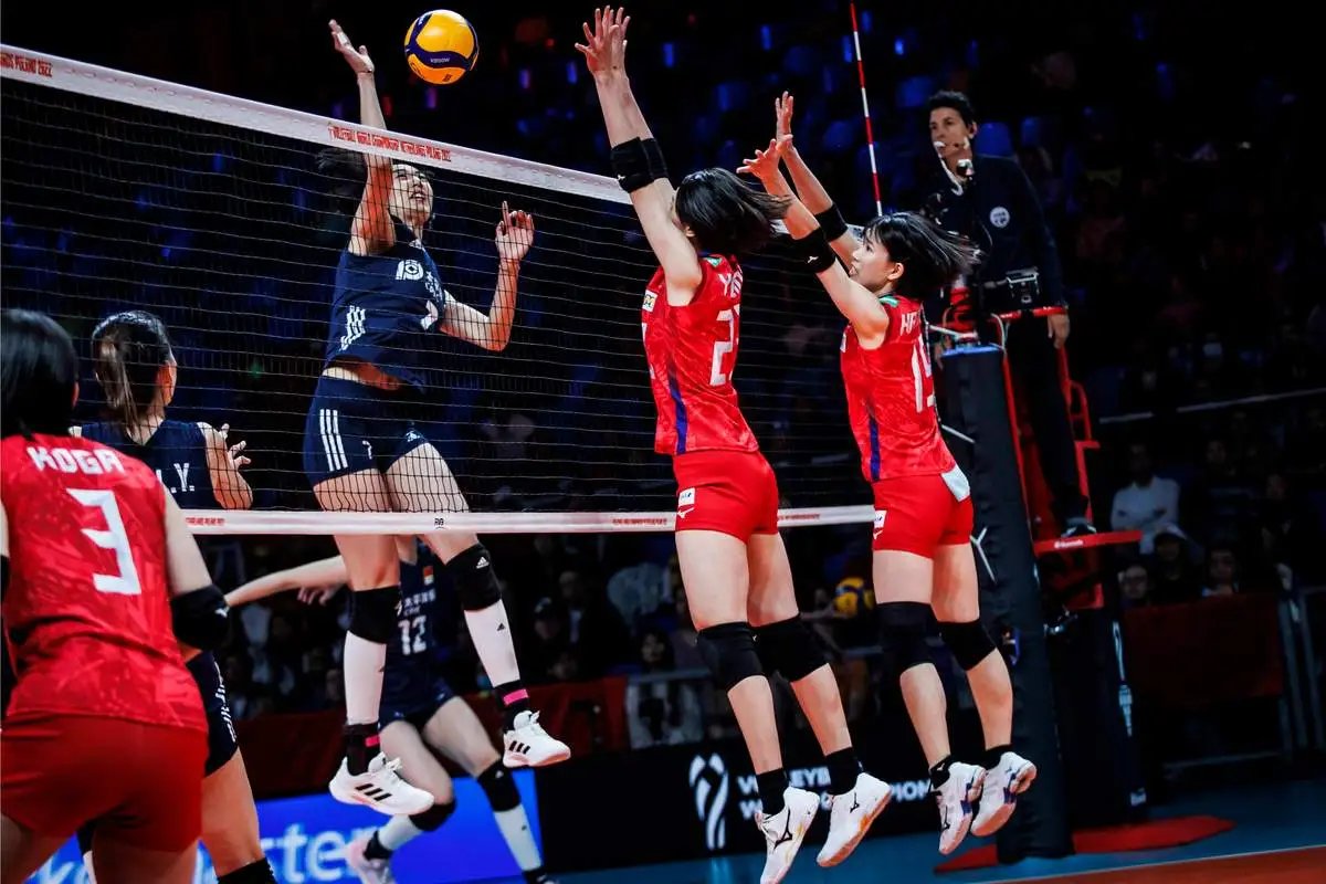 泰国选手勇夺女排金牌,实现突破 泰国选手勇夺女排金牌,实现突破