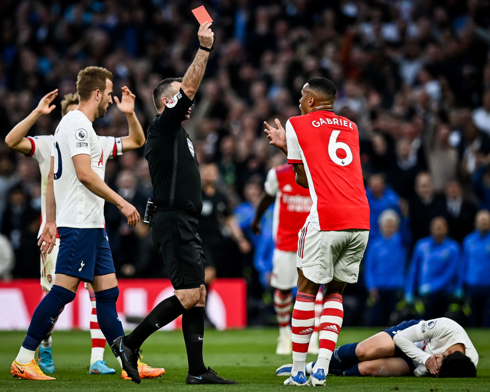 关于阿森纳惨败，客场失分，教练组研究对策的信息