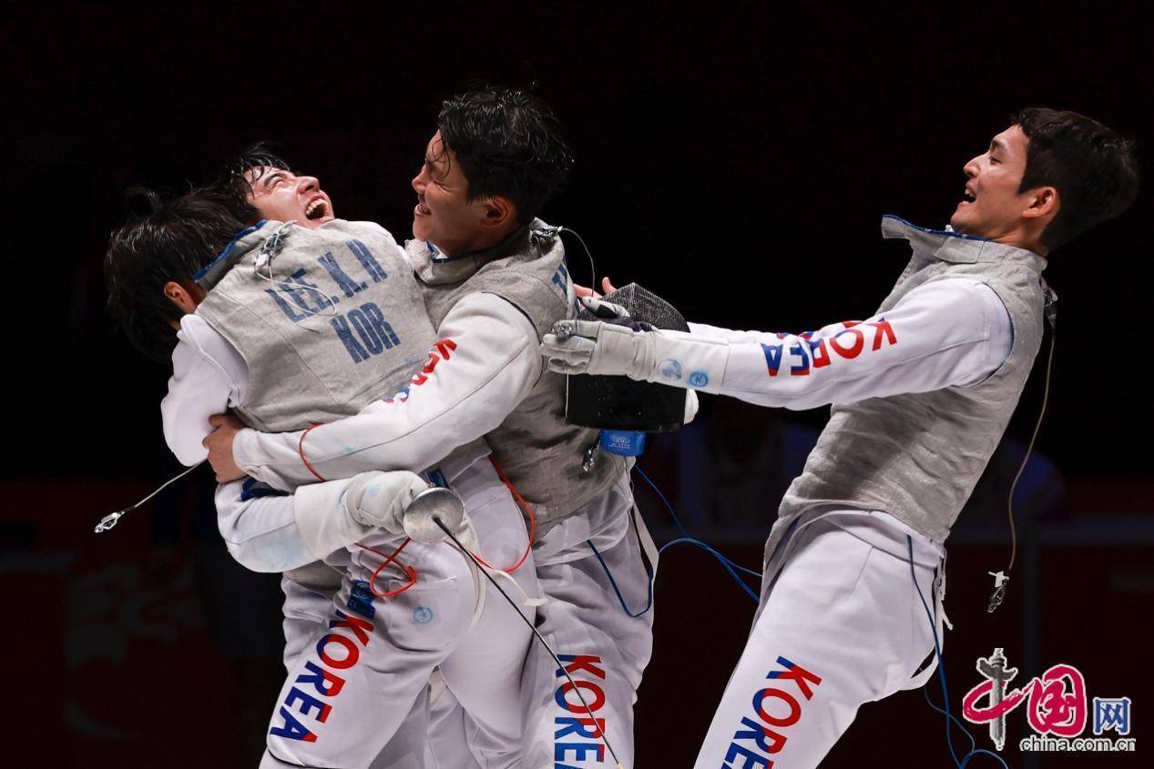 包含韩国击剑选手技压群雄，成为焦点的词条