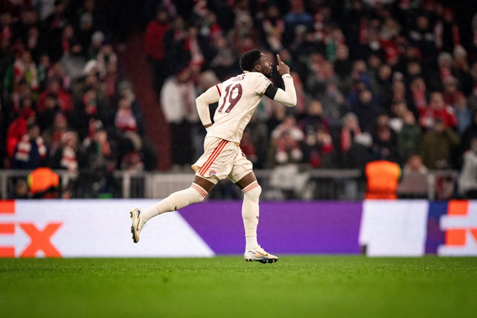 拜仁迎接皇家马德里挑战，奋战之姿？的简单介绍