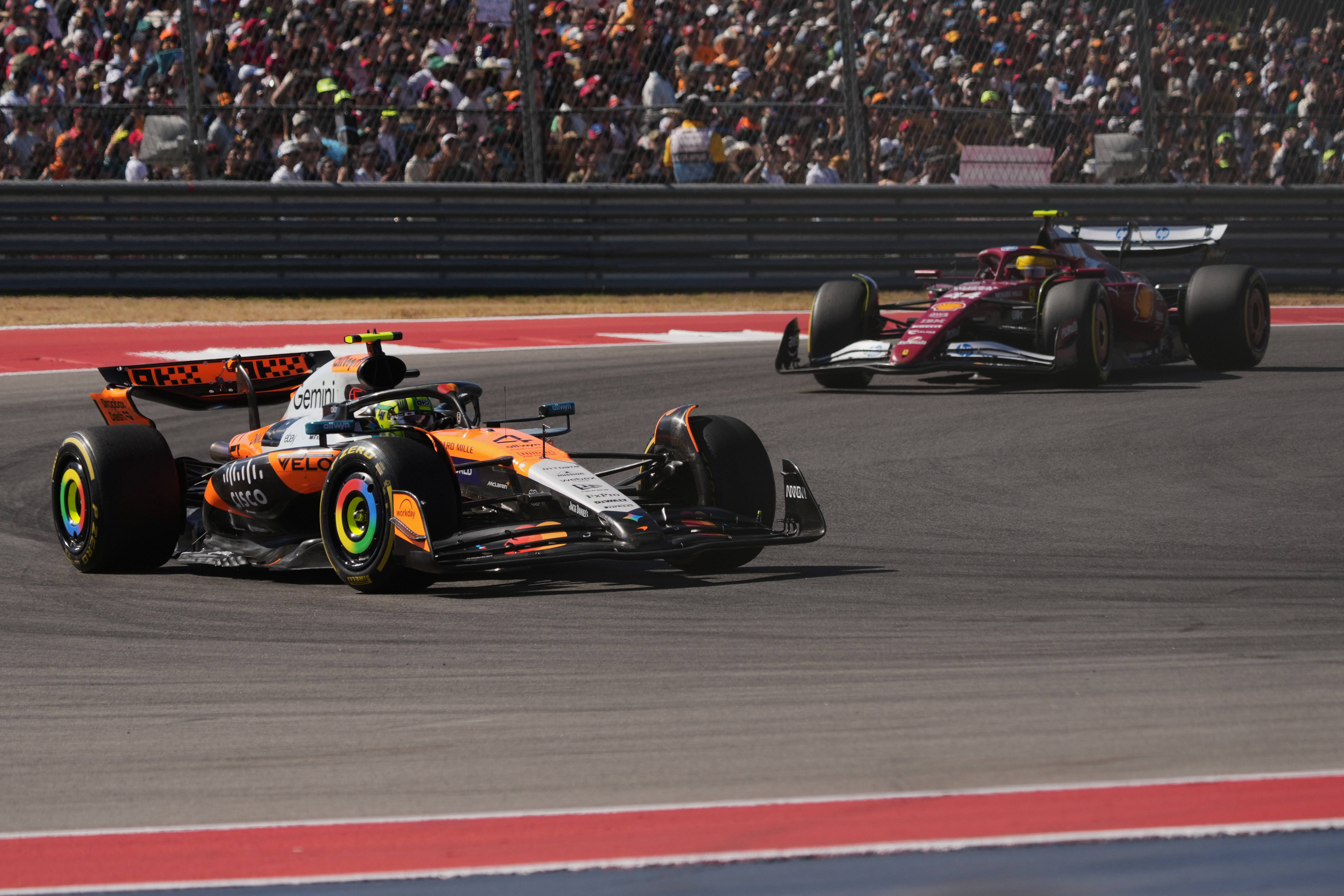 迈凯伦力克红牛车队，维斯塔潘带队取胜