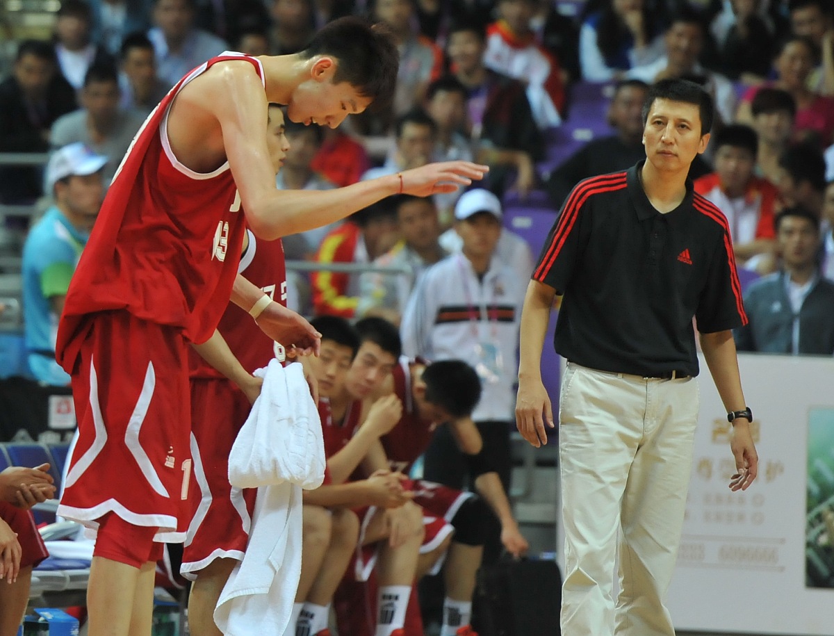 北京队横扫江苏队,周琦带队取胜 北京队横扫江苏队,周琦带队取胜