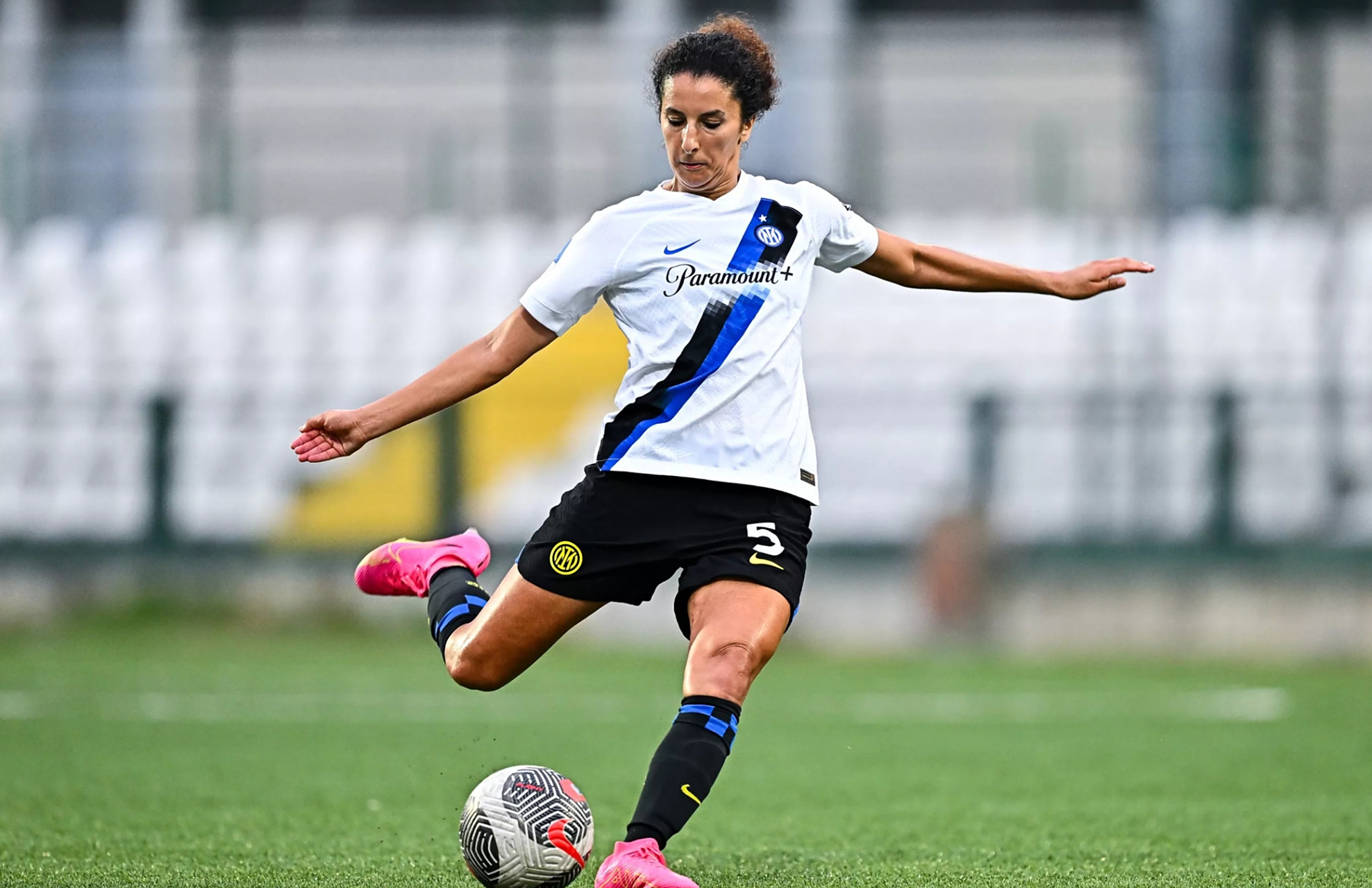 意大利女足在国际比赛中势如破竹 意大利女足在国际比赛中势如破竹