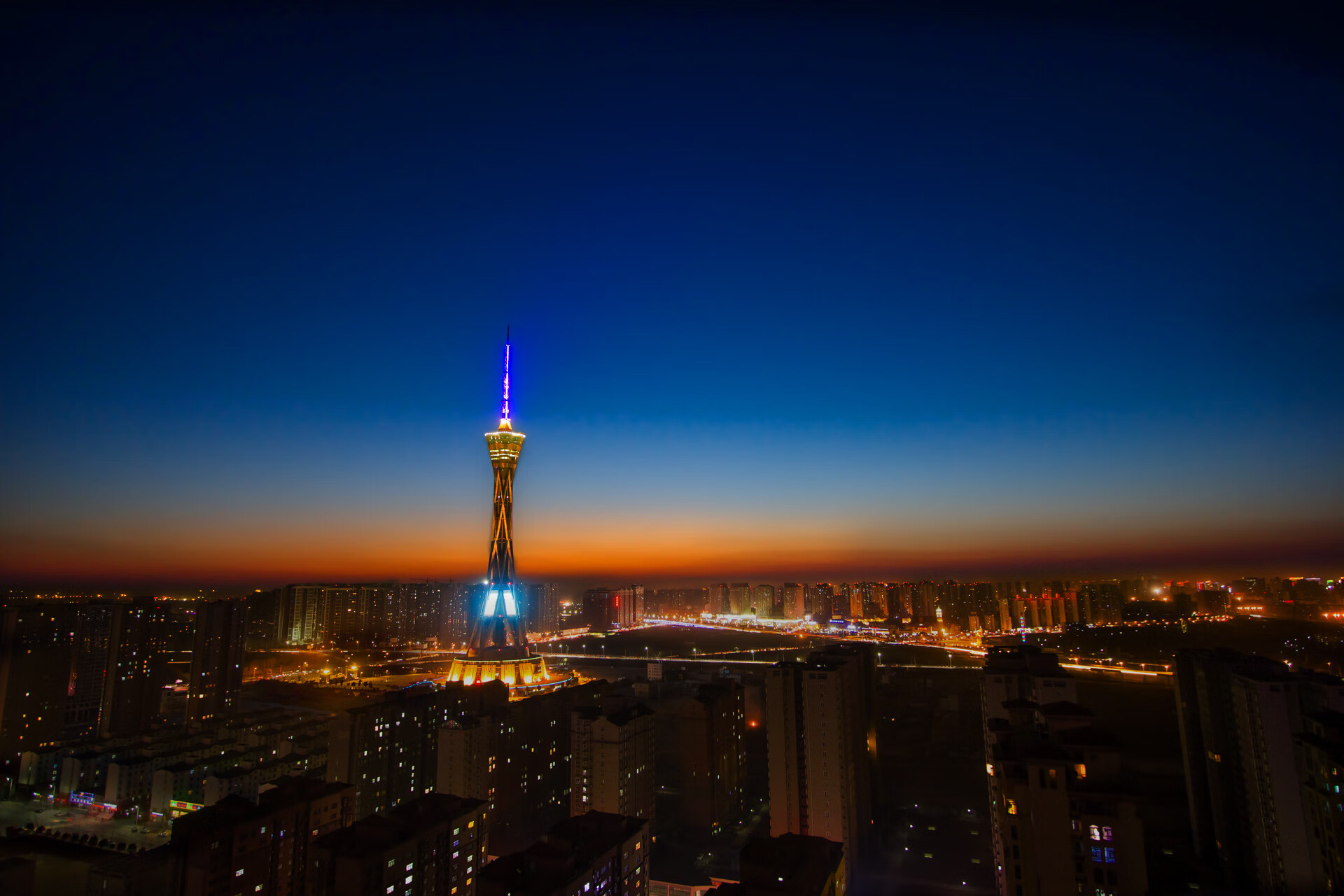 南美烽火与欧洲星光,当阿根廷血拼智利之夜,佩德里已在2026世界杯画下接管比赛的蓝图