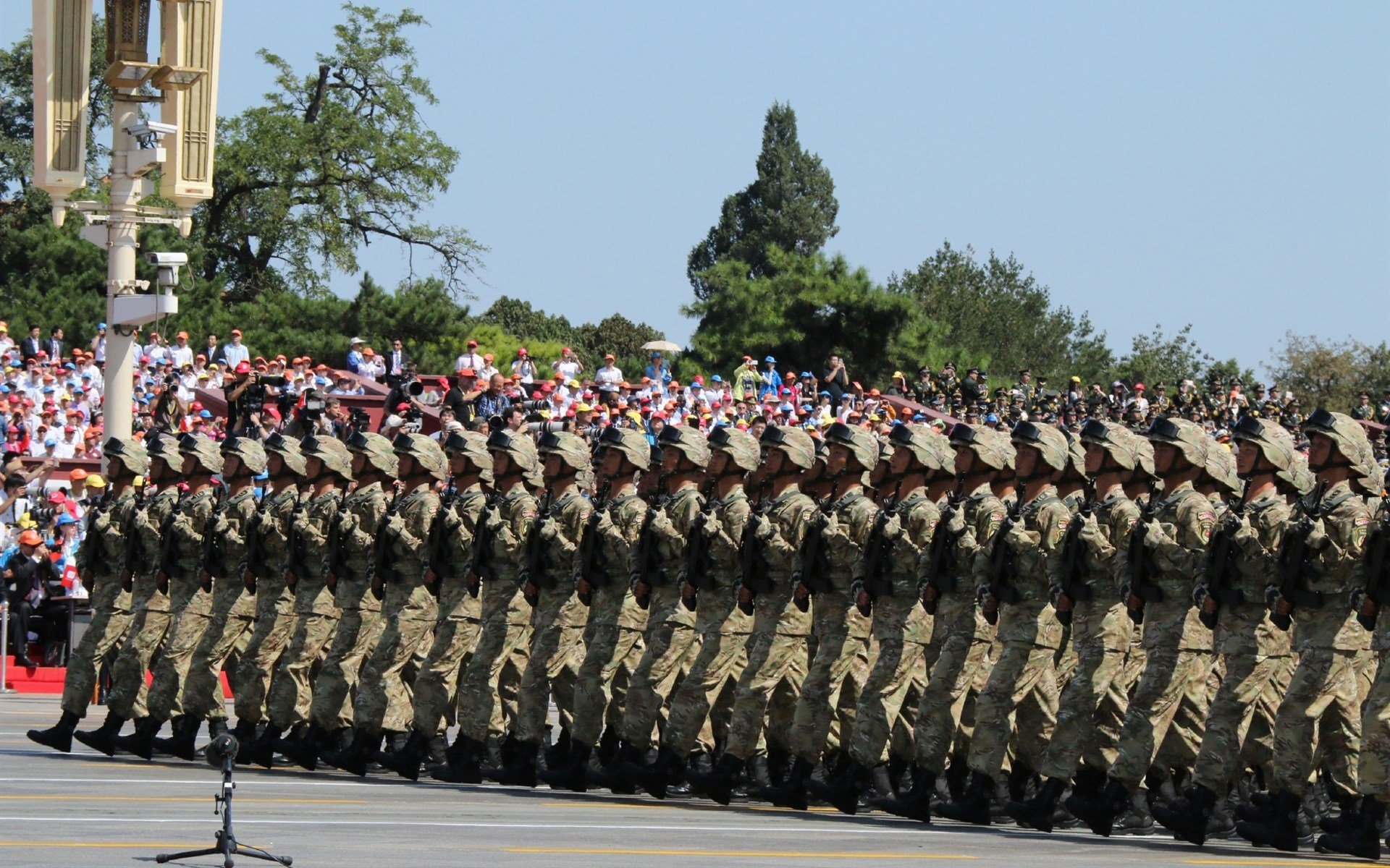 满分10分！无名保罗杀死德甲冠军悬念